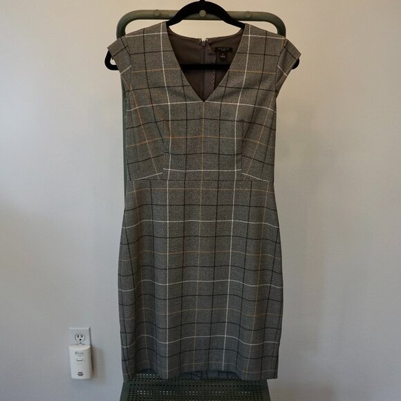 Ann Taylor Grey Checked Sheath Dress Size 2 Petite - Picture 2 of 8